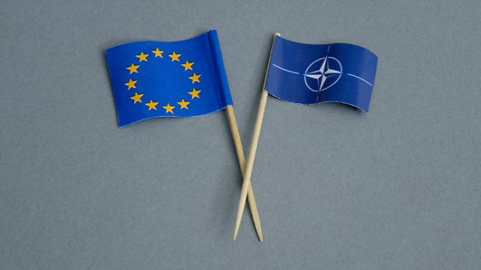   Nato springt der EU bei  