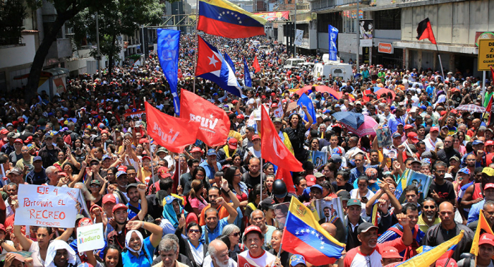 Rusia, dispuesta a contribuir al diálogo entre el Gobierno y la oposición de Venezuela