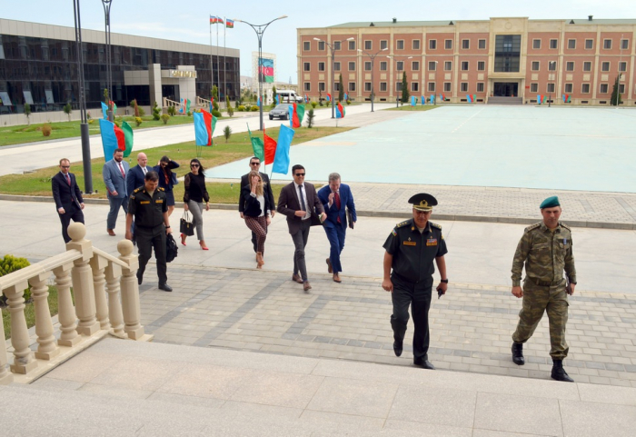   US delegation visits military unit of Azerbaijani army  