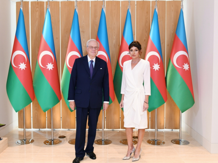   Mehriban Aliyeva rencontre le président de Rothschild Global Financial Advisory  