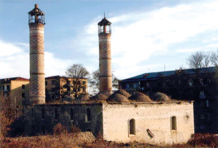   Comunidad de Karabaj emitió una declaración sobre la mezquita en Shushá  