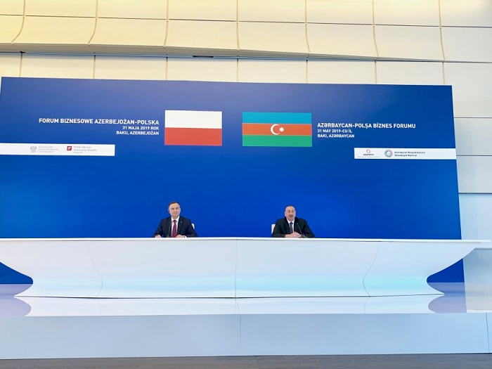  Un forum d’affaire azerbaïdjano-polonais a eu lieu à Bakou 