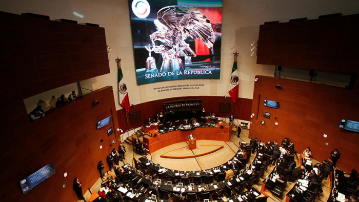 Así refuerzan la seguridad en el Senado de México tras ataque con libro bomba contra legisladora