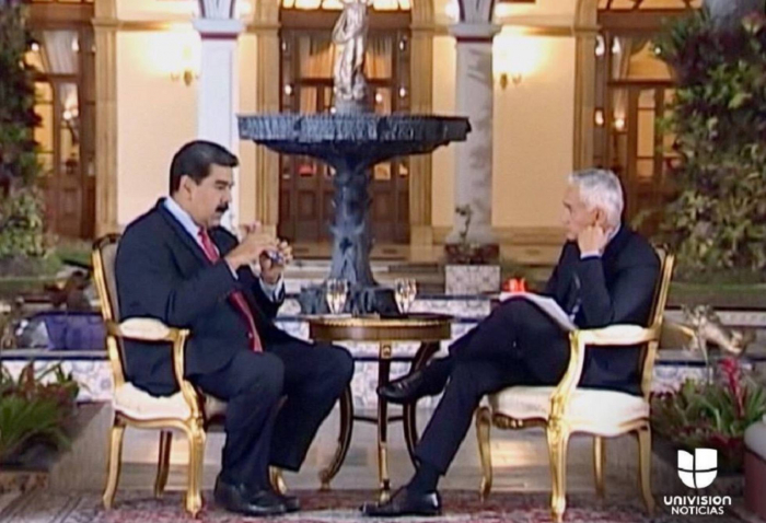   Maduro, a Jorge Ramos:   “Te vas a tragar con una Coca-Cola tu provocación”