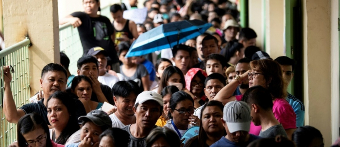 Les Philippins aux urnes pour les élections de mi-mandat