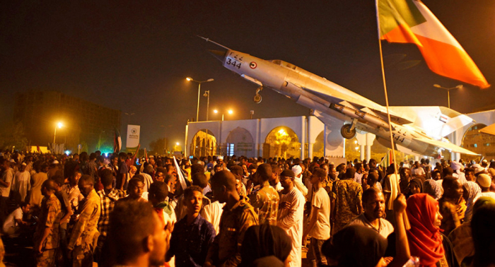 قيادي سوداني يكشف عن قرب التوصل إلى اتفاق مع المجلس العسكري