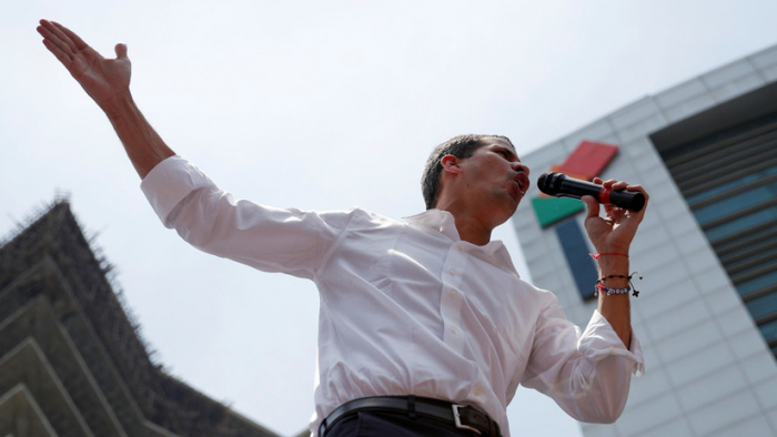 Guaidó promete "liberar" a más políticos procesados por la justicia venezolana