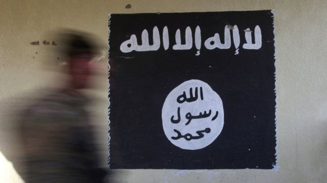 Islamic State: Iraq sentences French citizens to death