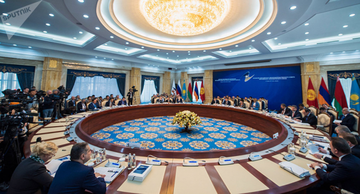 Arranca en la capital kazaja la cumbre de la Unión Económica Euroasiática