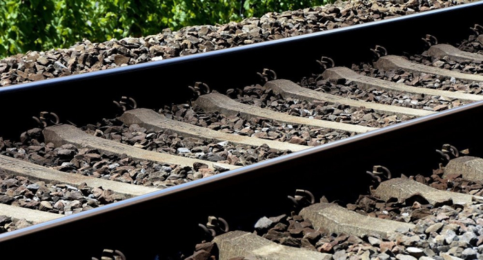  Varios heridos tras colisionar un tren con un camión en el norte de Alemania-Fotos