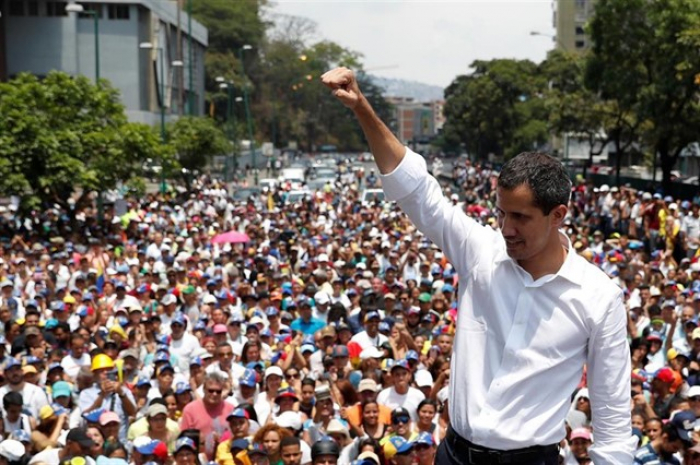 Guaidó llama a la movilización nacional en los próximos días para acabar con la "usurpación" en Venezuela