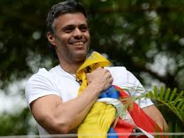 Leopoldo López no puede pedir asilo en la embajada española