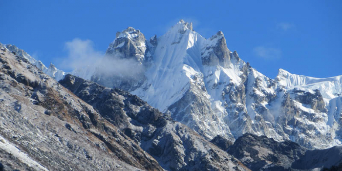 Deux himalayistes indiens décèdent sous le sommet du Kanchenjunga
