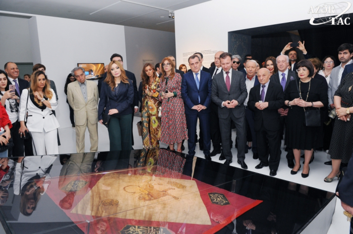   Exposición titulada "Obras maestras de la historia" se inaugura en el Centro Heydar Aliyev  