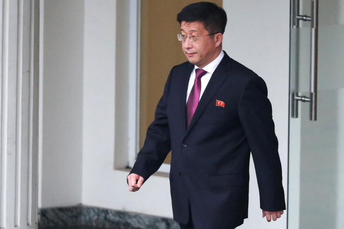 Supposedly executed former North Korean nuclear envoy is alive: CNN