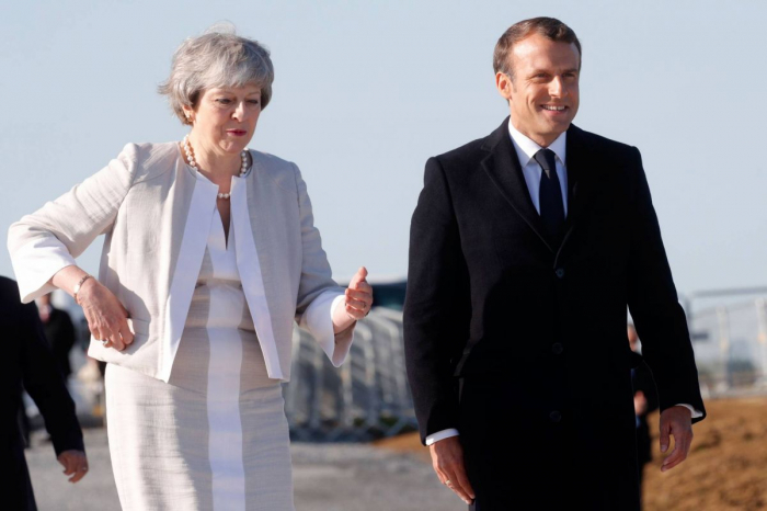   Macron et May célèbrent côte à côte le "D-Day"  
