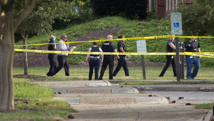   Al menos 12 muertos en un tiroteo en un edificio municipal de Virginia  