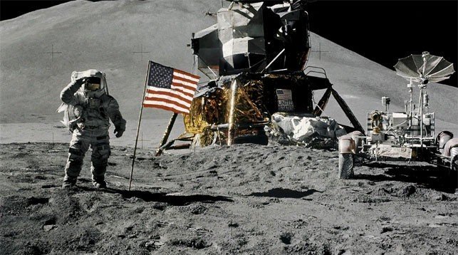 La NASA asignará 253,5 millones de dólares a tres empresas para transportar equipo científico a la Luna