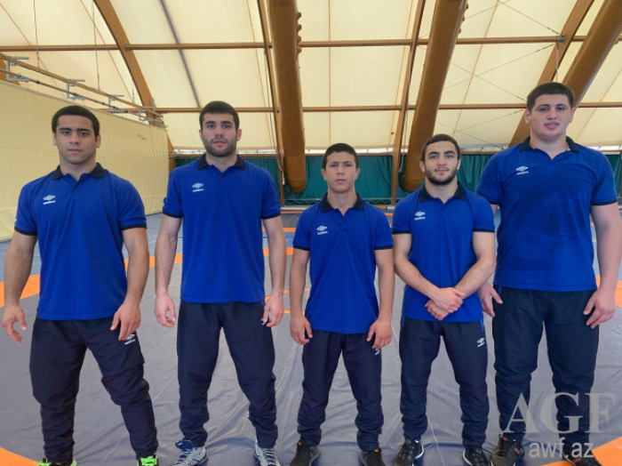   Representantes de Azerbaiyán participan en el Campeonato de Europa Júnior de Luchas Olímpicas en España  