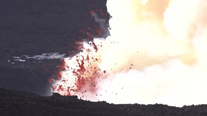   Italy: Mount Etna spews ash and lava into air as eruption continues-  NO COMMENT    