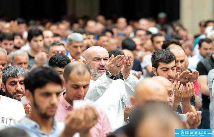   Aserbaidschan feiert Ramadan-Feiertag  