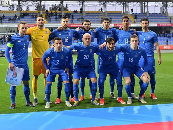   Azerbaiyán se enfrenta a Eslovaquia  