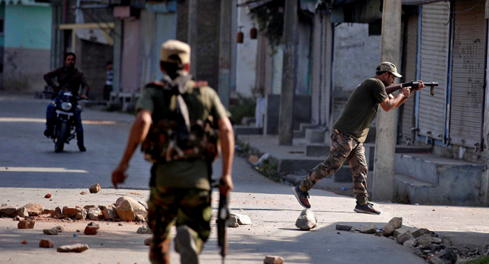   Al menos 5 policías indios muertos en un ataque de radicales en Jammu y Cachemira  