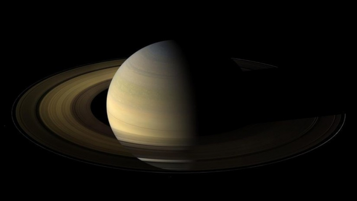   FOTOS:   Las últimas imágenes de Cassini revelan detalles desconocidos sobre la estructura de los anillos de Saturno