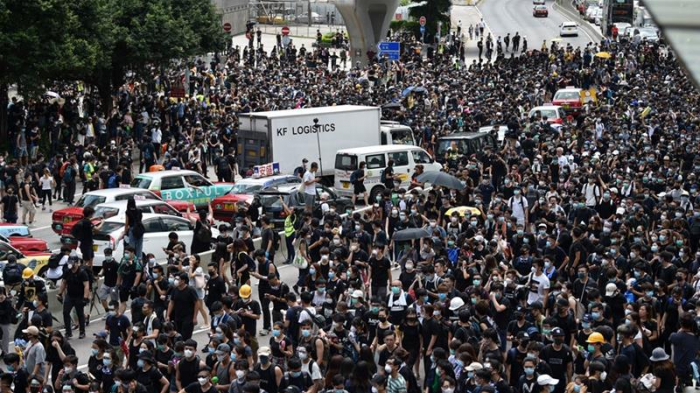   VIDEO  : Se reanudan las protestas contra el polémico proyecto de ley de extradición en Hong Kong