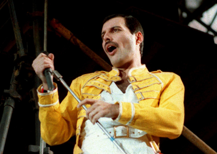 Freddie Mercury returns in release of stripped-back version of Time song 