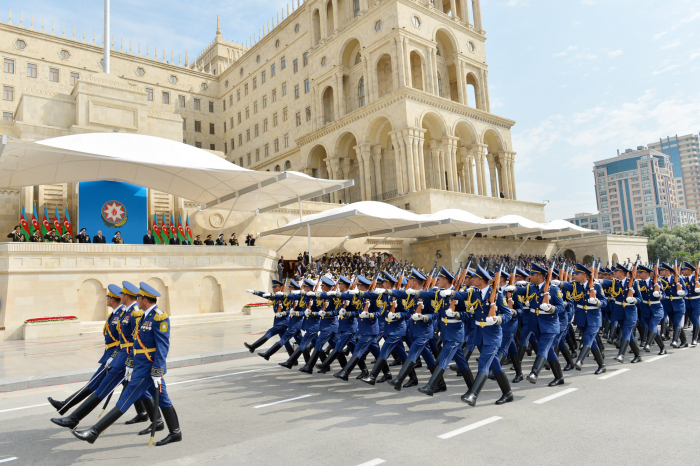  Aserbaidschan feiert den Tag der Streitkräfte 