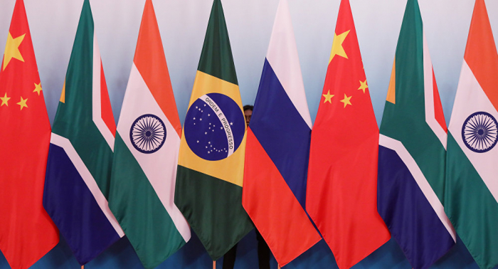  Arranca en Osaka la reunión informal de los líderes del grupo BRICS 