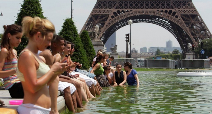   Caliente como el infierno  : Francia sobrevive a temperaturas récord de 45°C