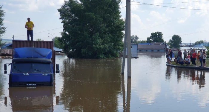   Schweres Hochwasser in Sibirien: 22.000 Menschen ohne Strom, mehrere Tote, hunderte Verletzte  