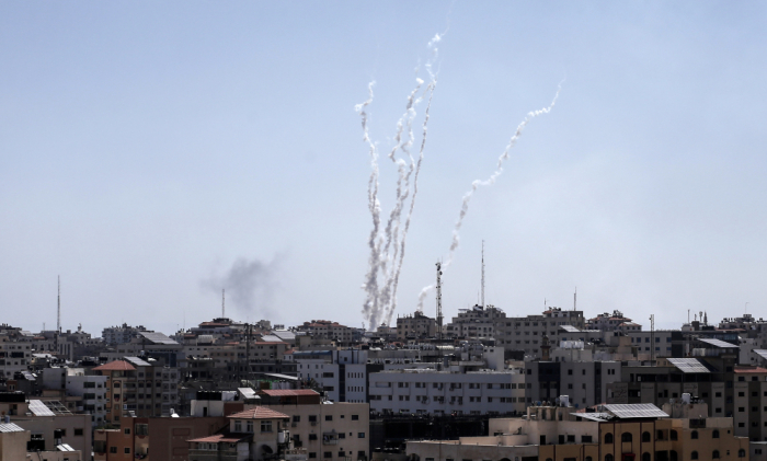  Gaza:  raid israélien contre une position du Hamas après un tir de roquette
