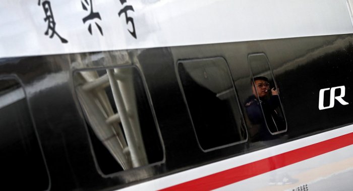 الصين تكشف عن مشروع قطار بسرعة النقل الجوي