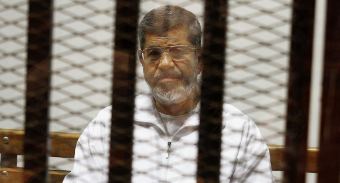 إيران: وفاة محمد مرسي "مشبوهة"