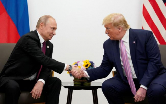 Poutine a invité Trump à se rendre en Russie en mai 2020