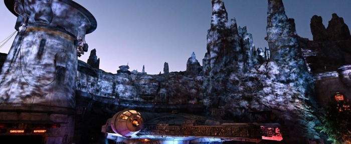 Disneyland ouvre enfin au public son parc "Star Wars"