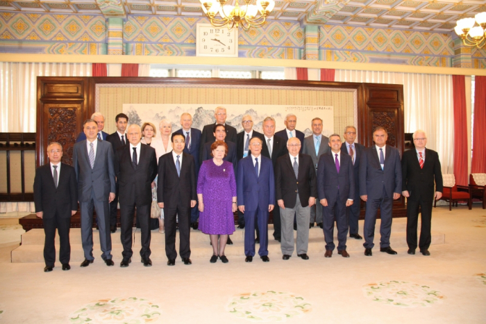  Vicepresidente de China  :   El Foro Global de Bakú es de gran importancia  