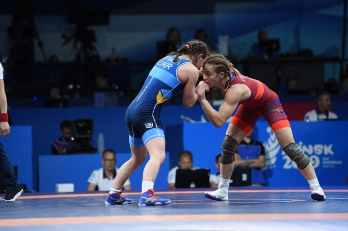   Luchadora Maria Stadnik gana la medalla de oro para Azerbaiyán  