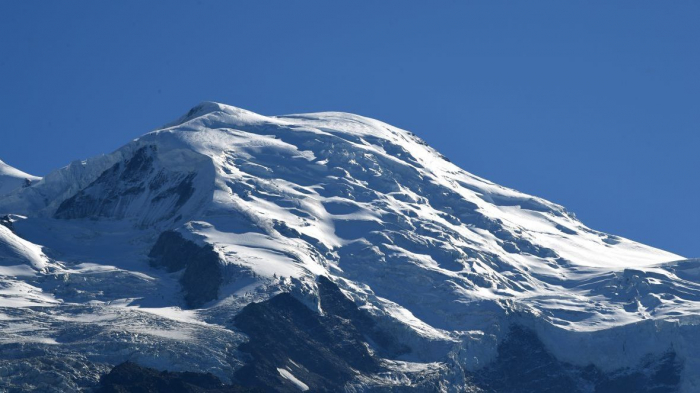 Deux alpinistes suisses atterrissent à 4450 m d