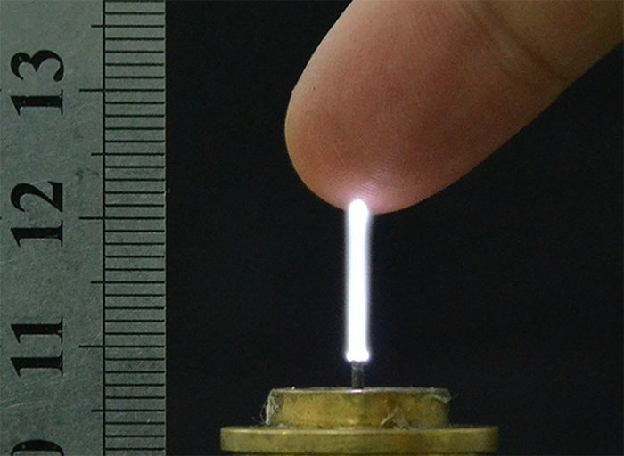 Researchers have built a plasma jet that can touch stuff, like a tiny lightsaber
 