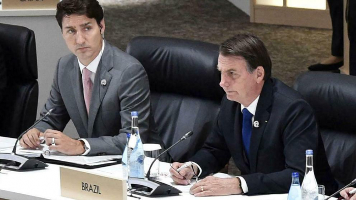   El gesto de Bolsonaro a Trudeau que dejó pasmado al primer ministro de Canadá-   Video    
