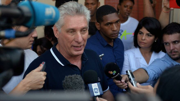 Cuba arremete contra mercenarios culturales que sirven al enemigo