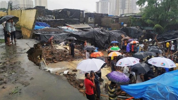 Death toll in heavy India rains rises to 27