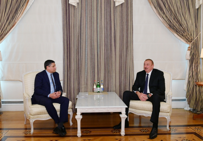  Le président Ilham Aliyev reçoit le dirigeant de Baker Hughes, a GE company 