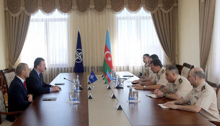  Chef des aserbaidschanischen Generalstabs trifft sich mit dem Kommandeur des NATO-Hauptquartiers für Spezialoperationen -  VIDEO  