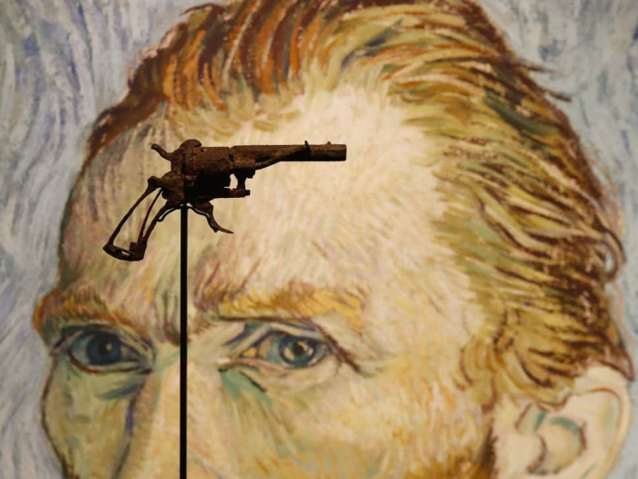 Pistol that Van Gogh 