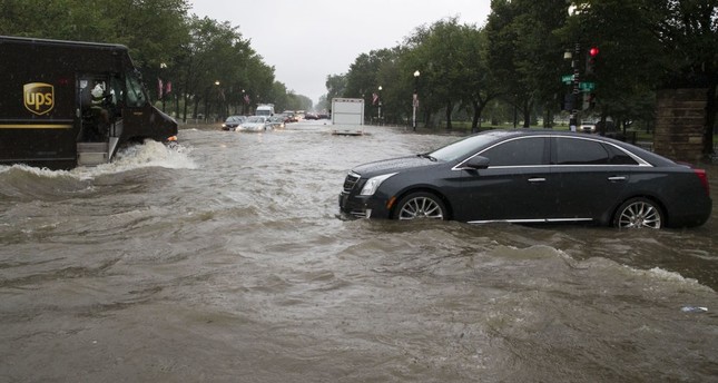   Heavy rains strand Washington drivers, flood White House basement  
